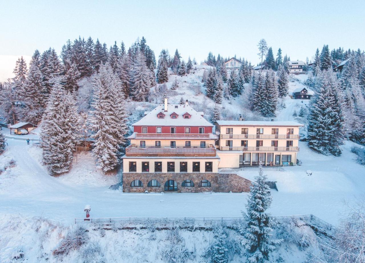 Hotel Alpinum 트레펜 외부 사진