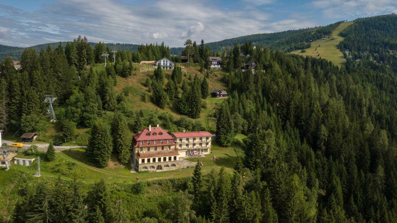 Hotel Alpinum 트레펜 외부 사진